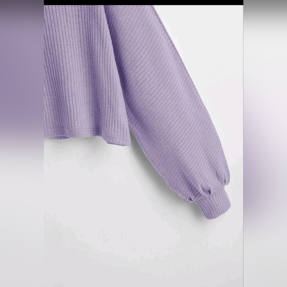 SHEIN Ribbed Long Sleeve Semi-Cropped Tee Lilacs Purple Small - Picture 4 of 5